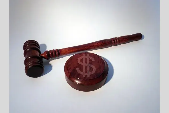 Introducción al Derecho Mercantil