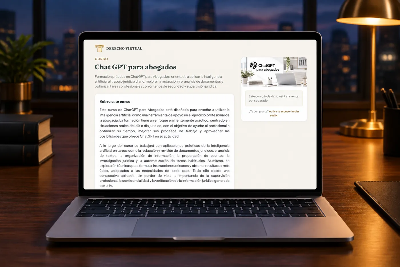 Portátil con la página del curso «Chat GPT para abogados» en la academia de Derecho Virtual